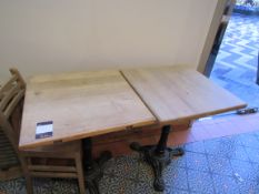 2 Bistro tables
