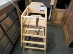 2 High chairs