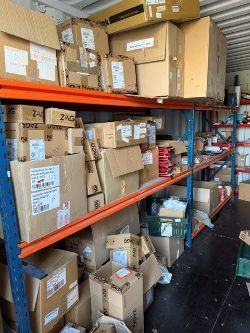 The Complete Stock of an Online Reseller