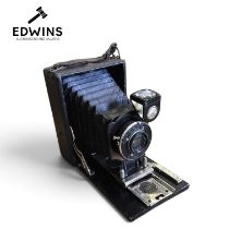 A W. Butcher & Sons "Cameo" folding plate camera, c.1910