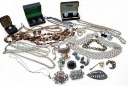 Costume jewellery - a Scottish CEARD pewter Rowan Tree brooch, c.1970s; other vintage brooches; a