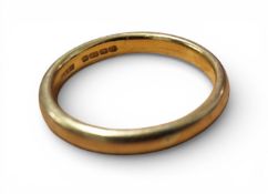 A 22ct gold half barrel band, size R, 5.6g