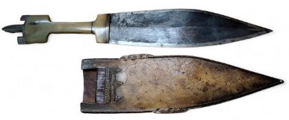 Somalian Billao style dagger with large flat isosceles leaf shaped blade, shaped horn handle,