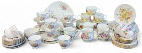 A Queen Anne Old Country Spray tea service, for eight,  print marks;   six Wedgwood Summer Bouquet