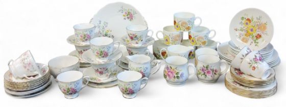 A Queen Anne Old Country Spray tea service, for eight,  print marks;   six Wedgwood Summer Bouquet