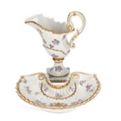 A SAMSON PORCELAIN EWER AND BASIN, 19TH CENTURY