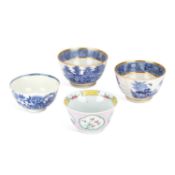 FOUR PORCELAIN TEA BOWLS
