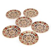 A SET OF SIX ROYAL CROWN DERBY DINNER PLATES