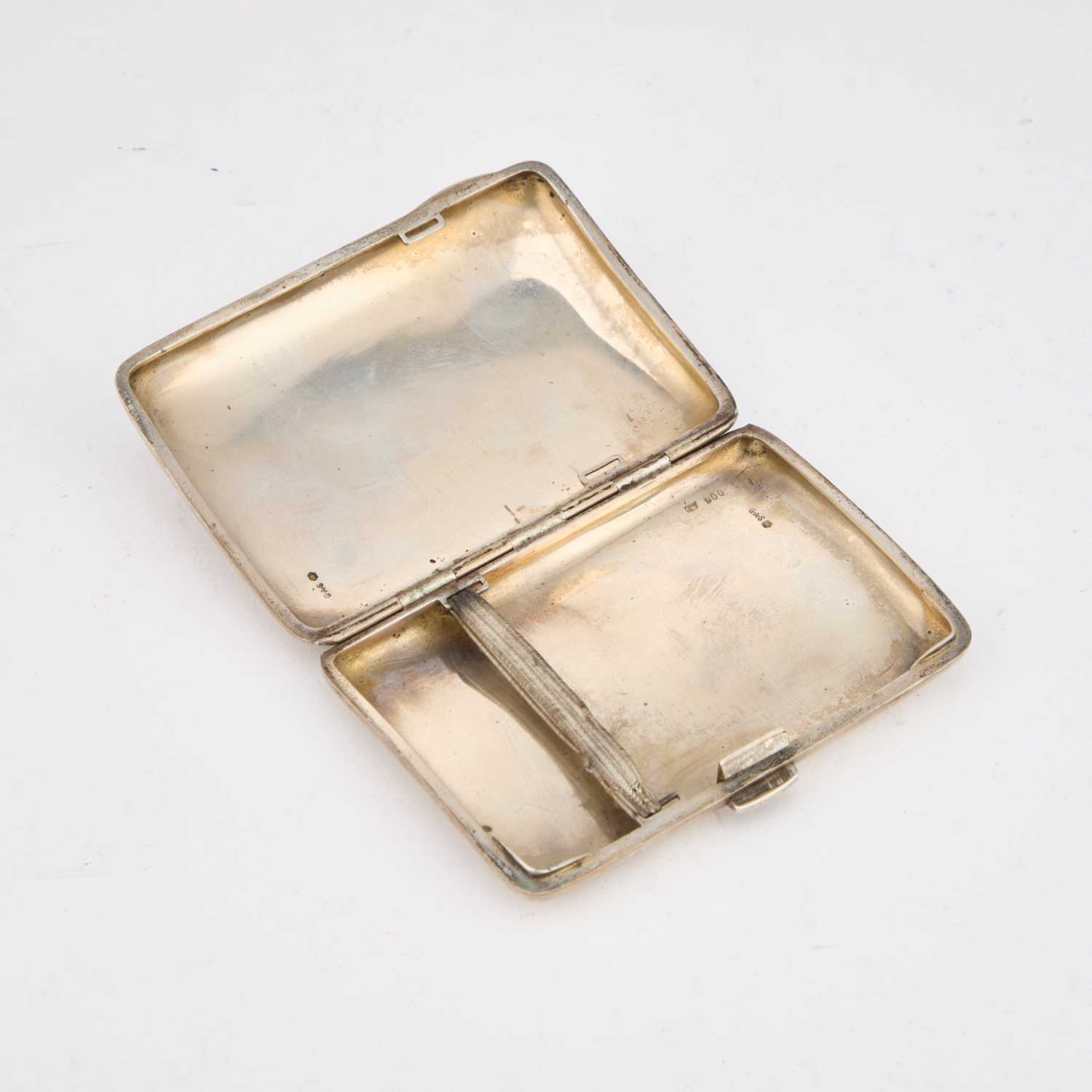 AN EARLY 20TH CENTURY AUSTRIAN SILVER AND ENAMEL CIGARETTE CASE - Image 3 of 3