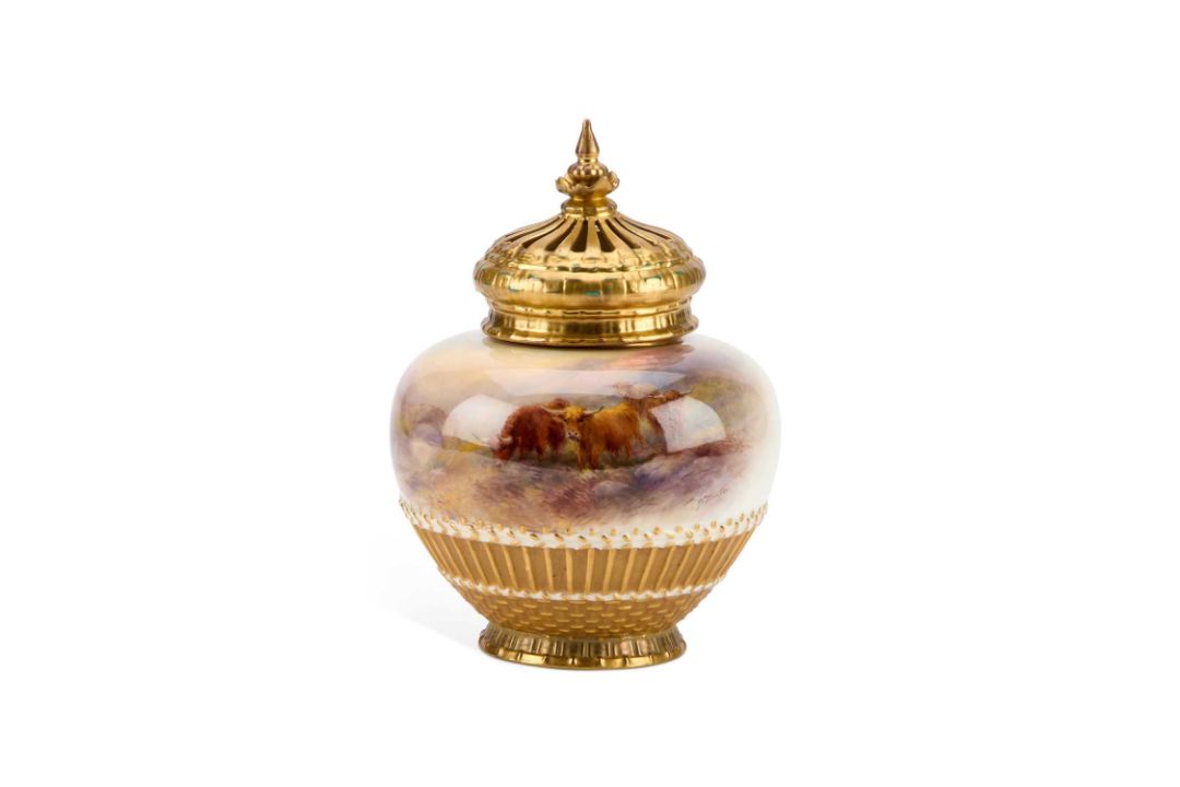 A ROYAL WORCESTER POT POURRI VASE AND COVER - Image 1 of 5