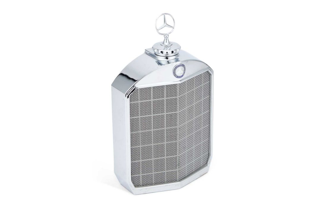 A MERCEDES-BENZ RADIATOR GRILLE–FORM DECANTER BY CLASSIC STABLE LTD - Image 1 of 2