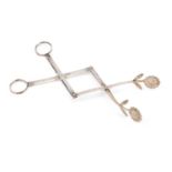 A PAIR OF 19TH CENTURY GERMAN SILVER TONGS