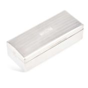 A LARGE GEORGE V SILVER CIGAR BOX