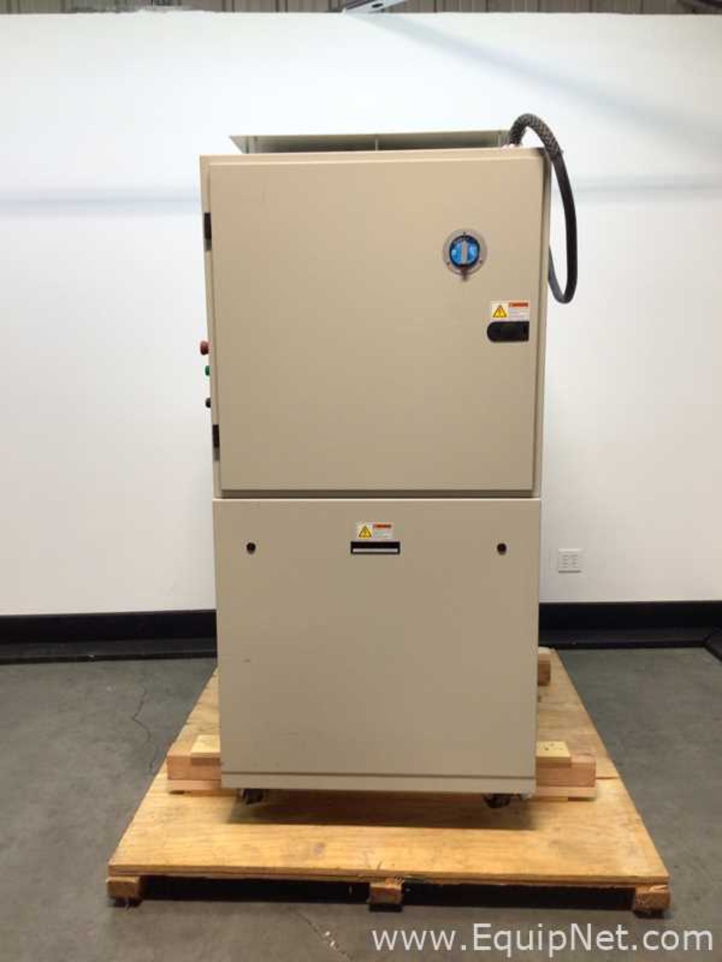 Thermotron PTS-NGHAST-120 Biased controller - Image 2 of 10