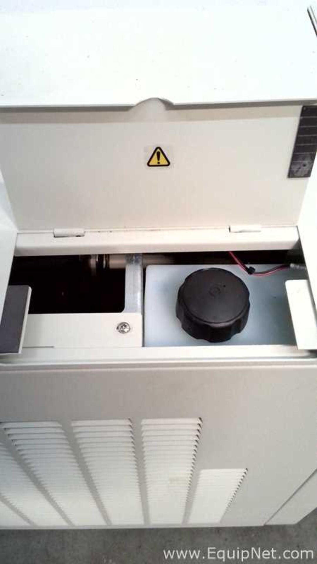 Thermo Fisher Scientific Merlin M75 Recirculating Chiller - Image 4 of 9
