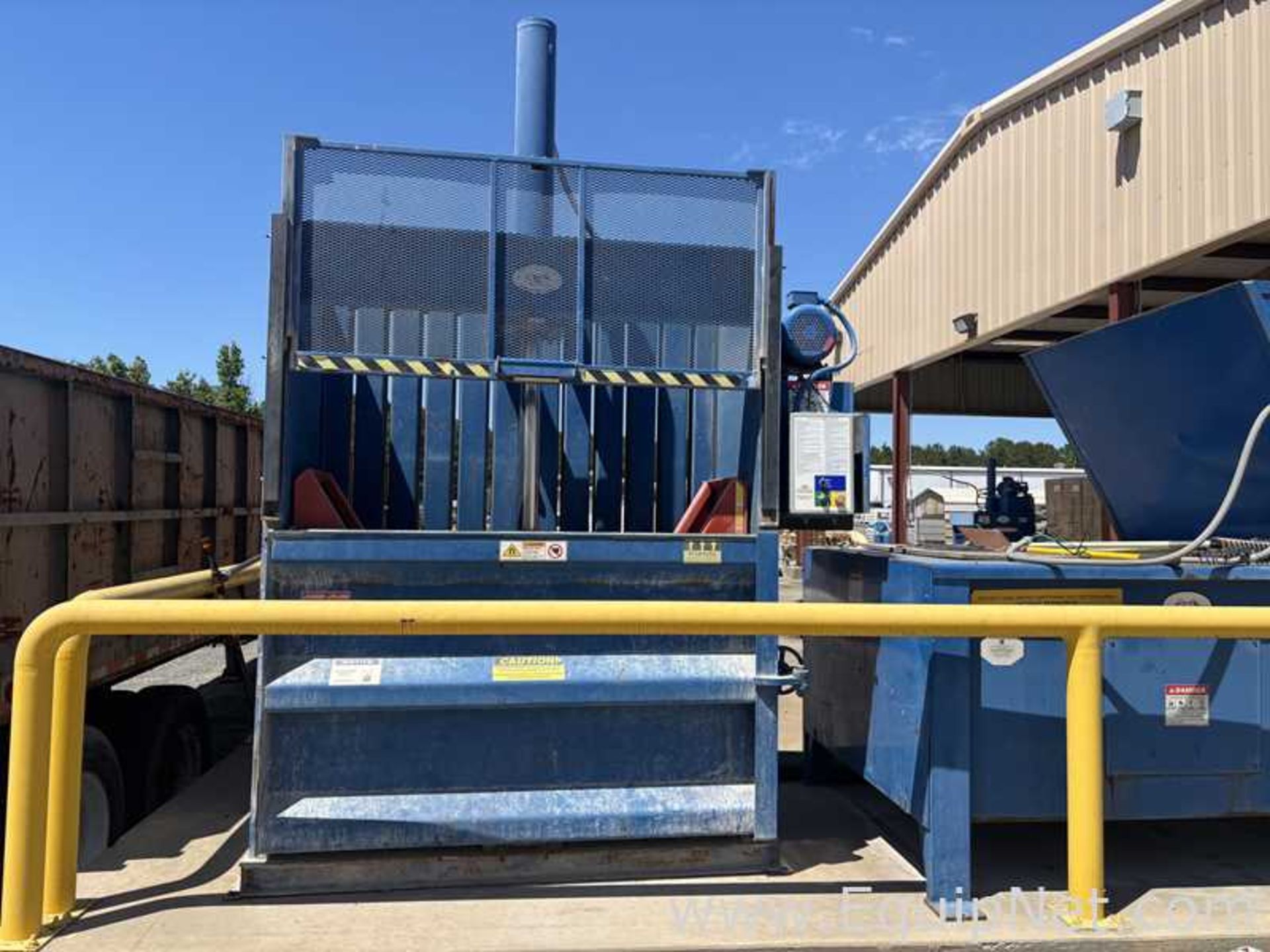 J.V Manufacturing VB-72-B Vertical Baler - Image 2 of 5