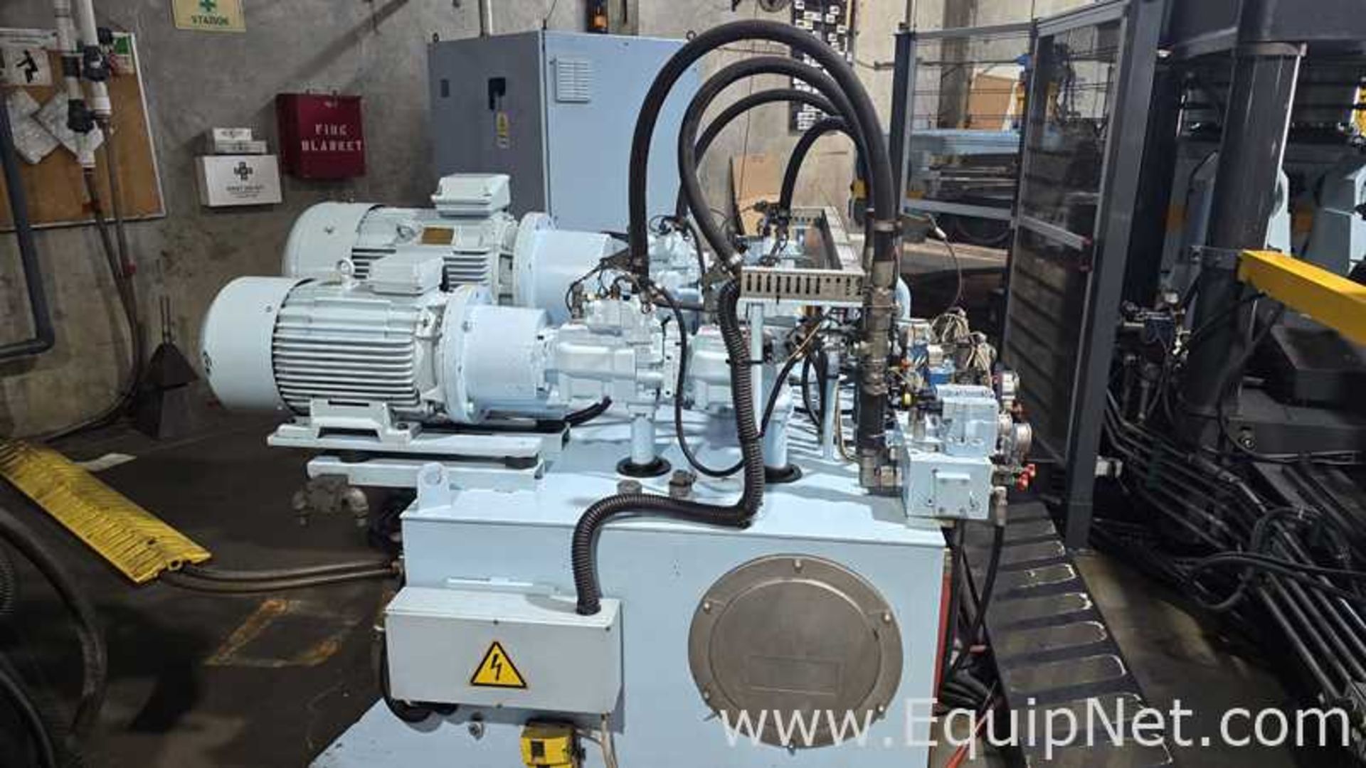 Main Group Delta UP 2-750 Waterproof Footwear Injection Molding Machine - Image 6 of 6