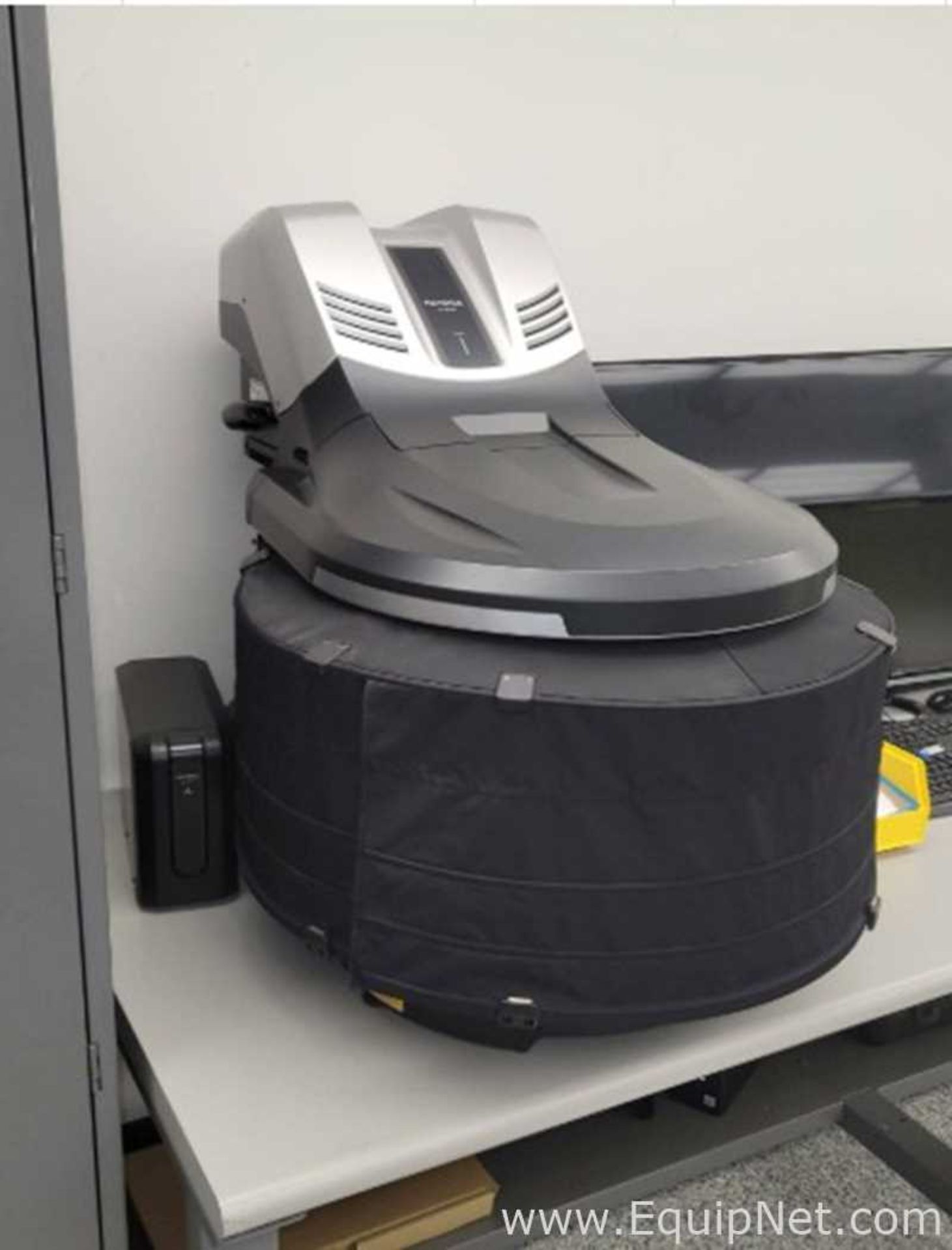 Keyence VL-570 3D Coordinate Measuring Machine