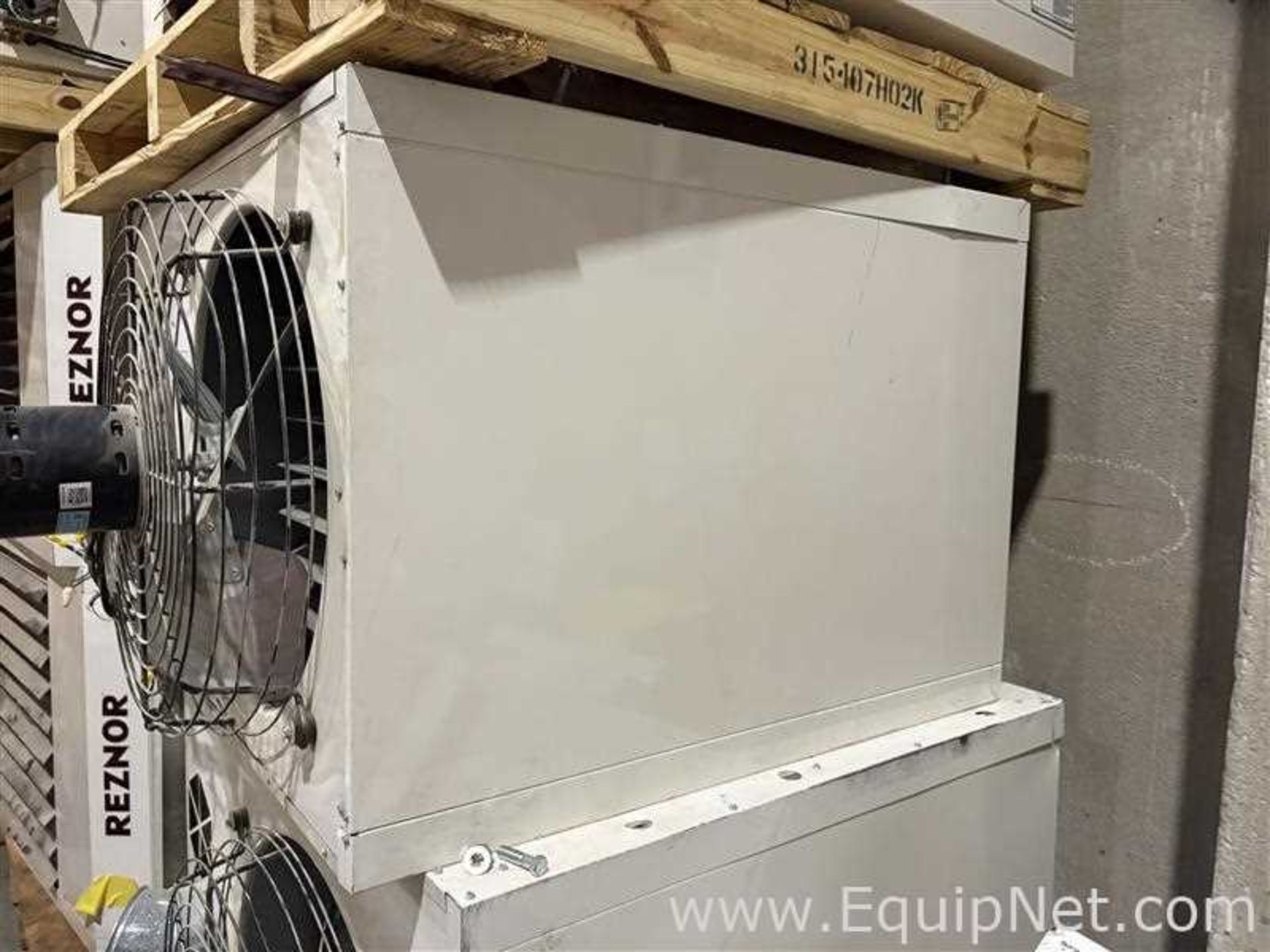 Reznor Power Vented Gas Fired Unit Heater UDAP-300 - Image 4 of 6