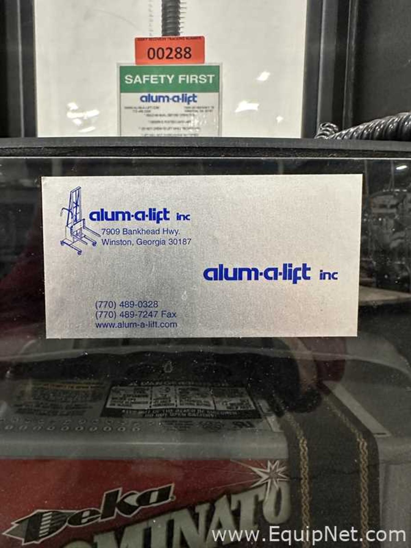 Alum A Lift 275 LBS Battery Operated Lift - Image 7 of 8