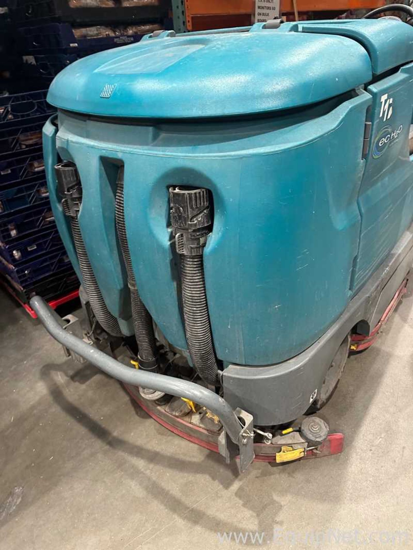 Tennant T17 Battery-Powered Ride-On Floor Scrubber - Image 3 of 12