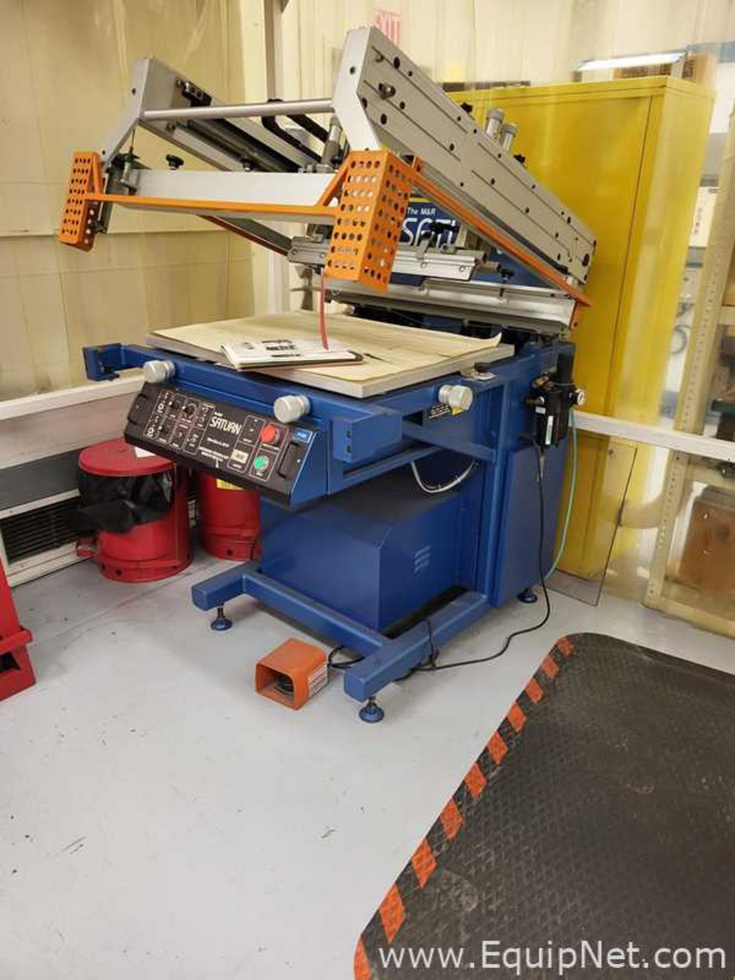 M and R SATFB-1526 Flatbed Graphic Press
