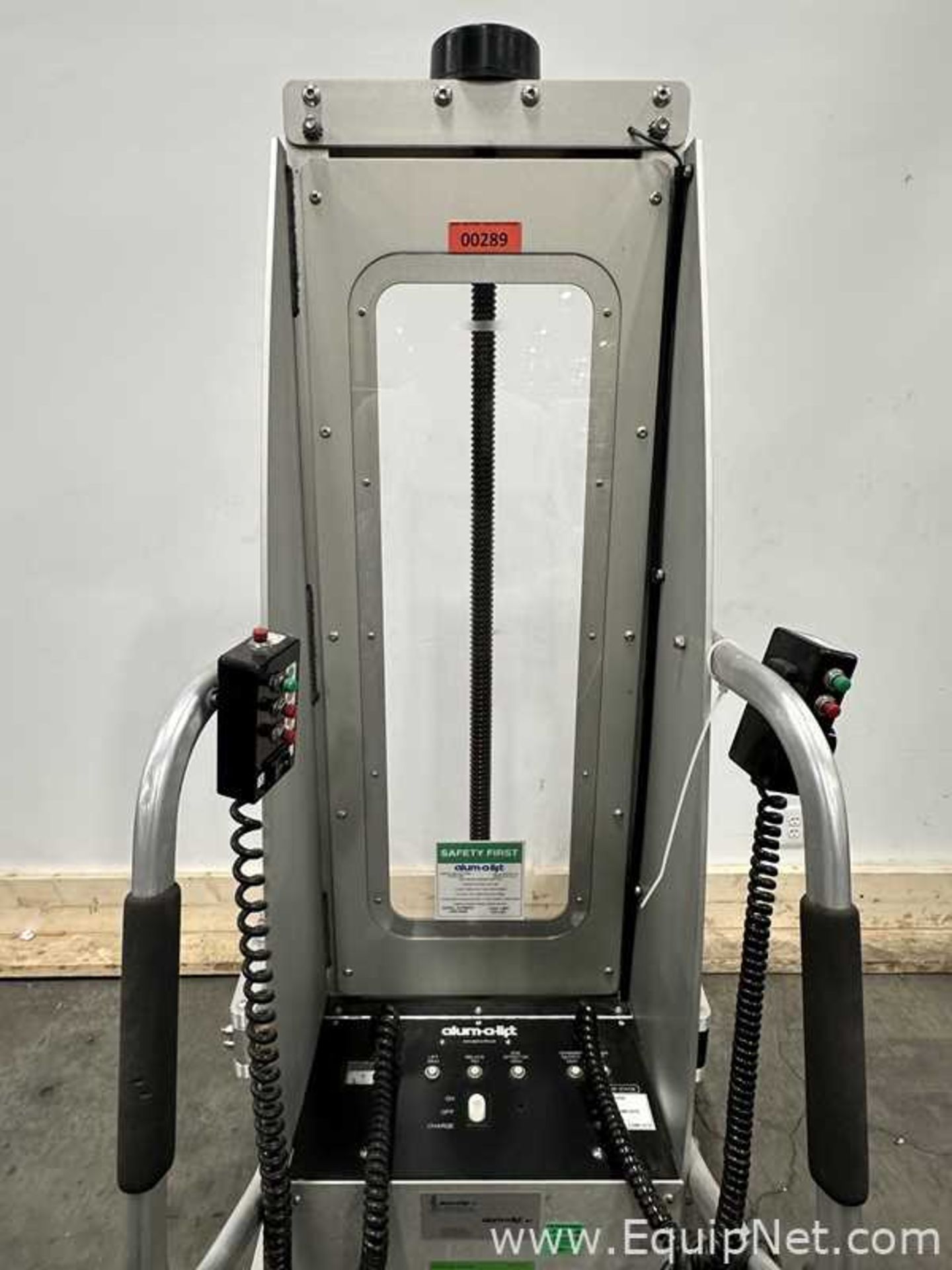Alum A Lift Battery Operated Lift With Barrell Clamp - Image 10 of 21
