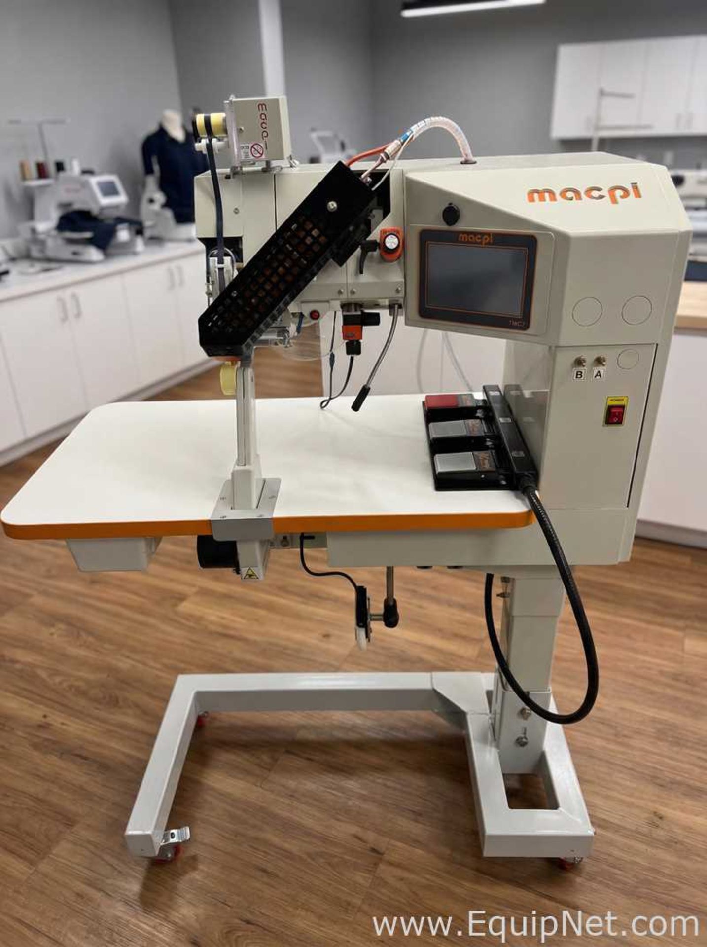 Macpi 336.59T Automatic Seam Sealing Machine - Image 3 of 7