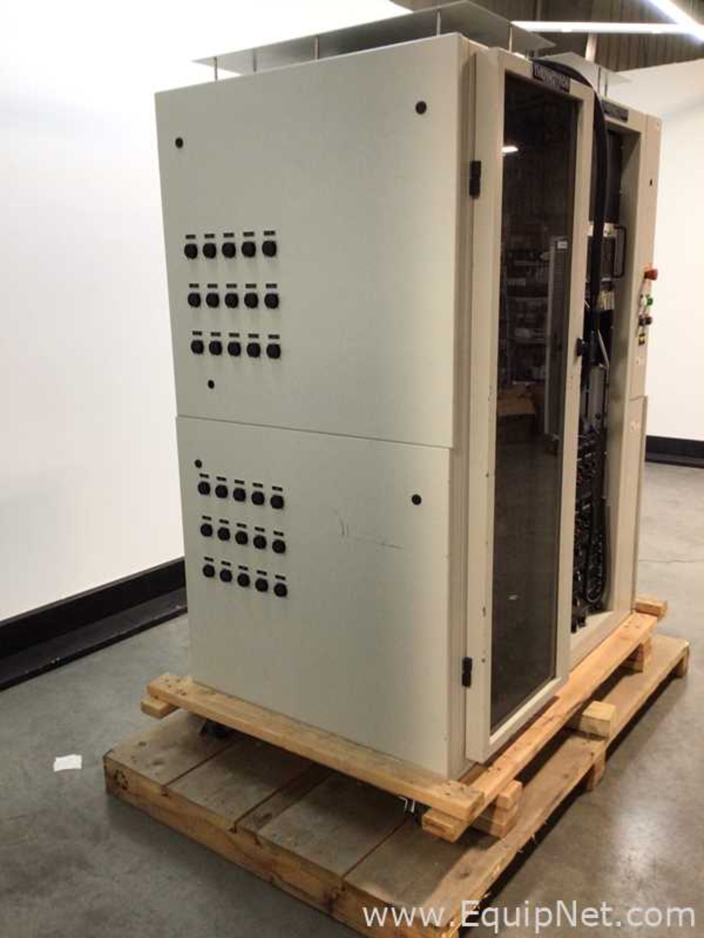 Thermotron PTS-NGHAST-120 controller - Image 2 of 8