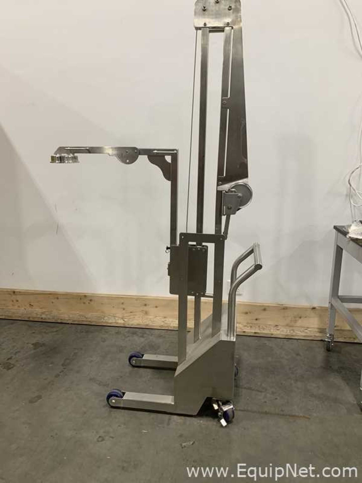 EHS Solutions CST110 Mobile Hoist - Lift