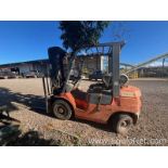 Toyota 7FGU25-62128 Fork Lift Truck | Needs Repair
