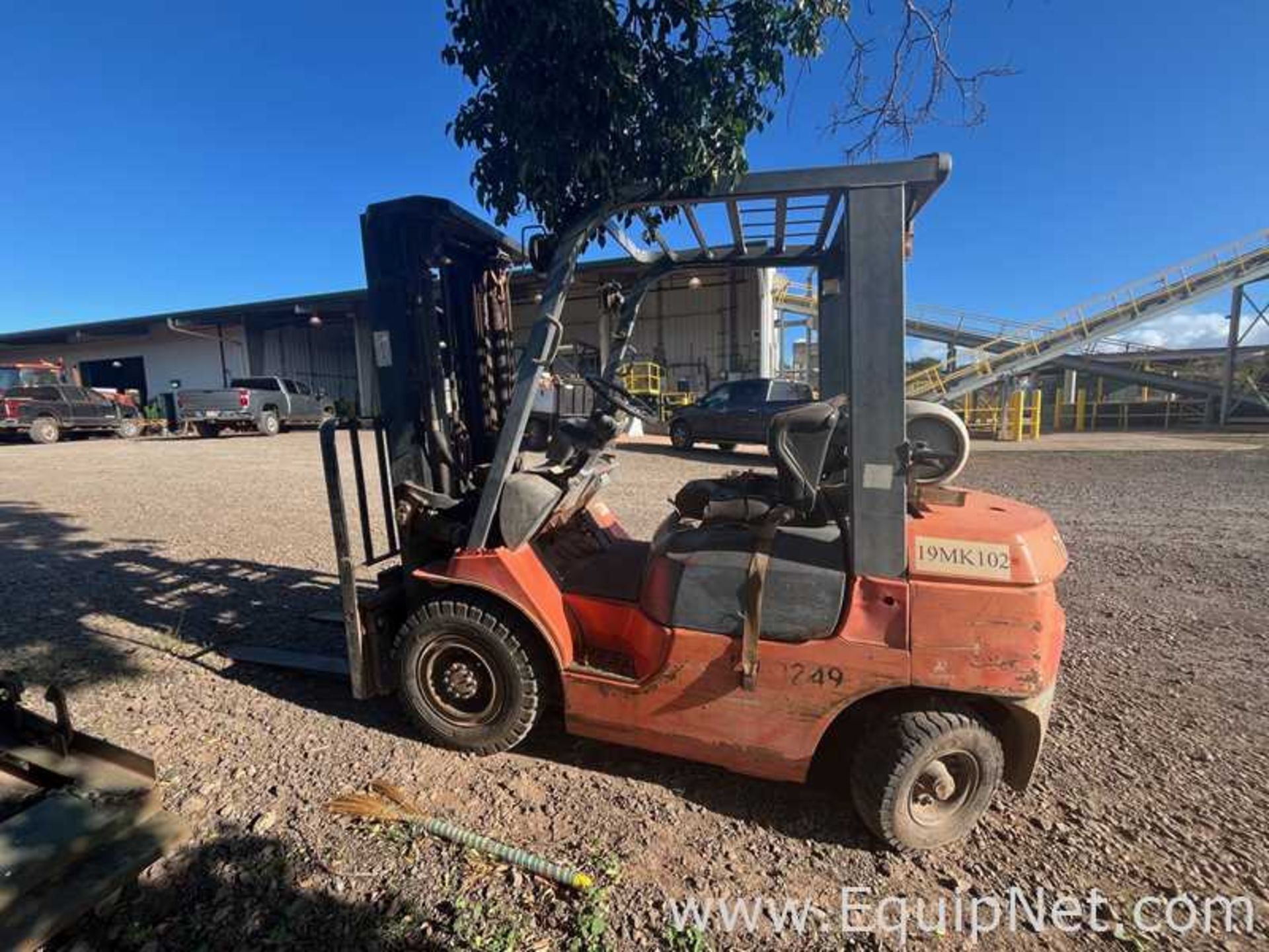 Toyota 7FGU25-62128 Fork Lift Truck | Needs Repair