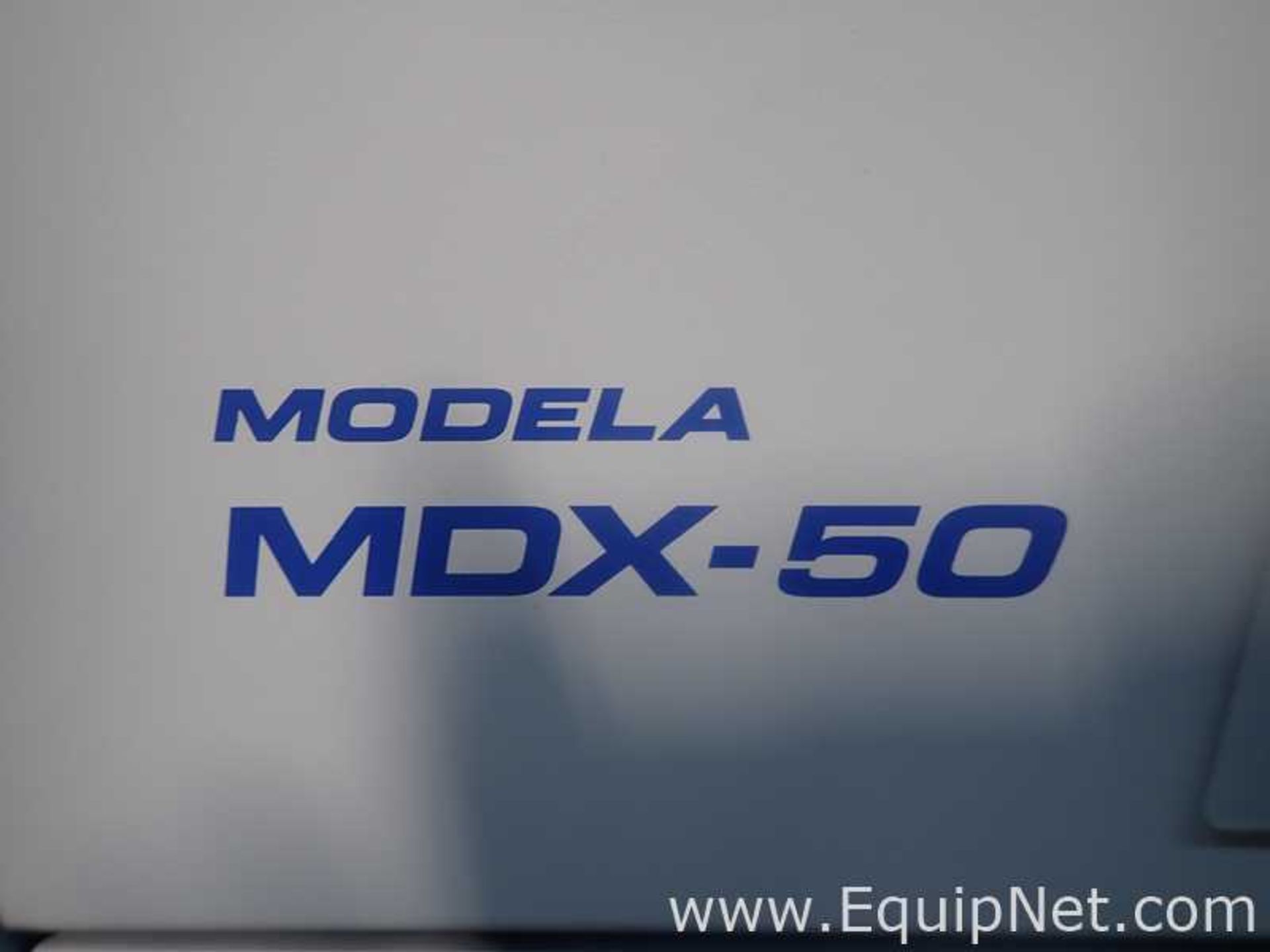 Roland Modela MDX-50 Benchtop CNC Milling Machine on Rolling Table - Image 8 of 18
