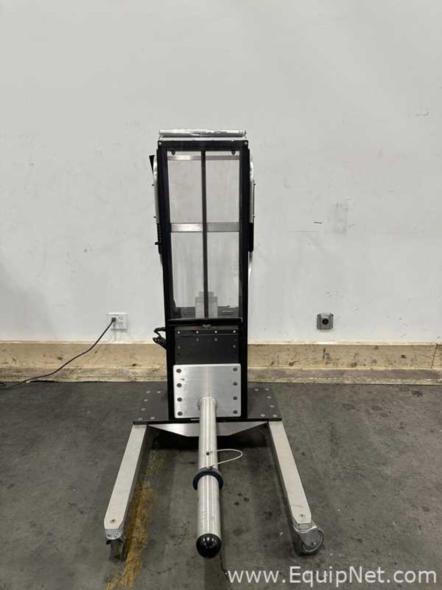 Alum A Lift 275 LBS Battery Operated Lift