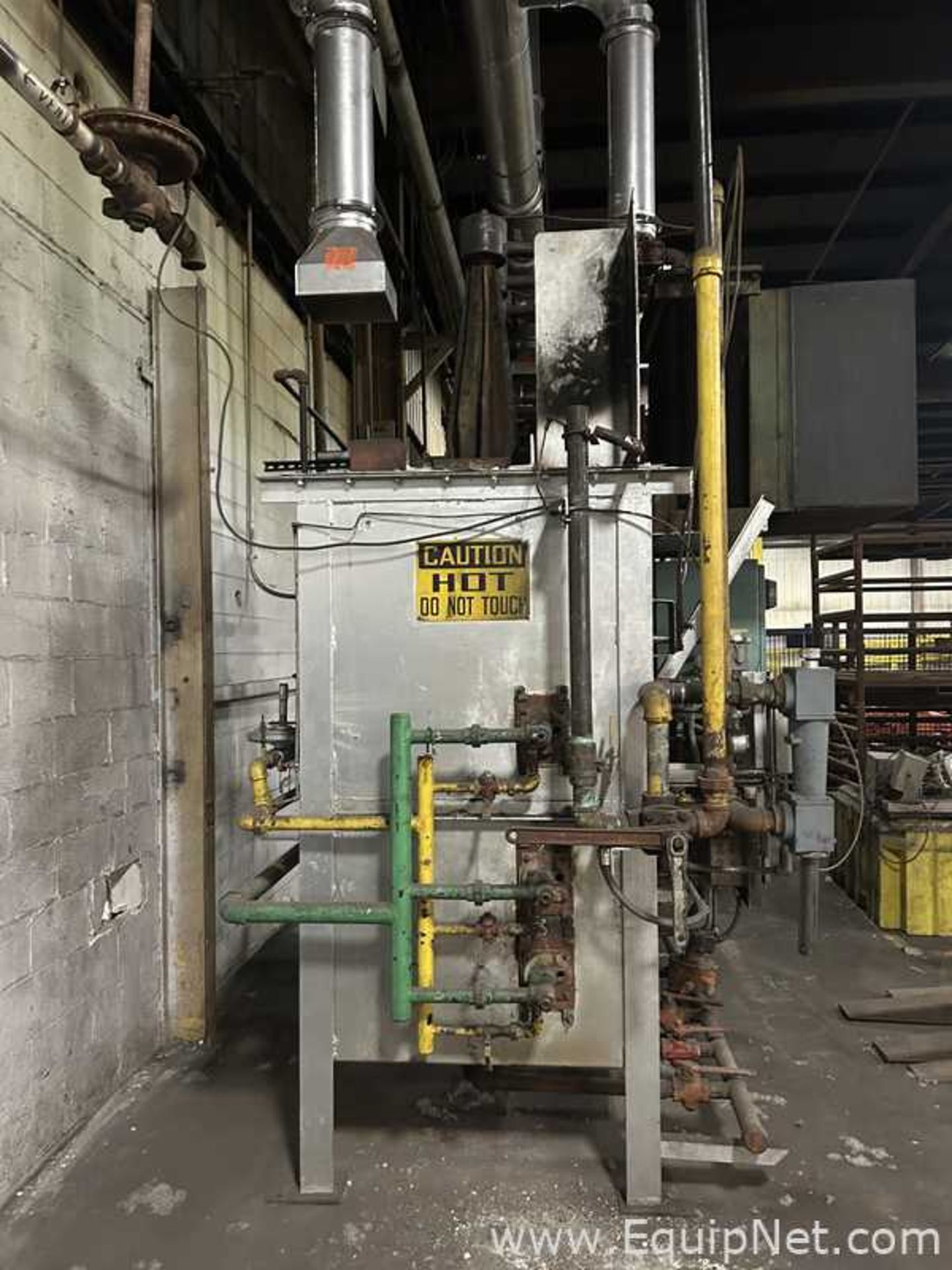 Surface Combustion Endothermic Generator - Image 2 of 8