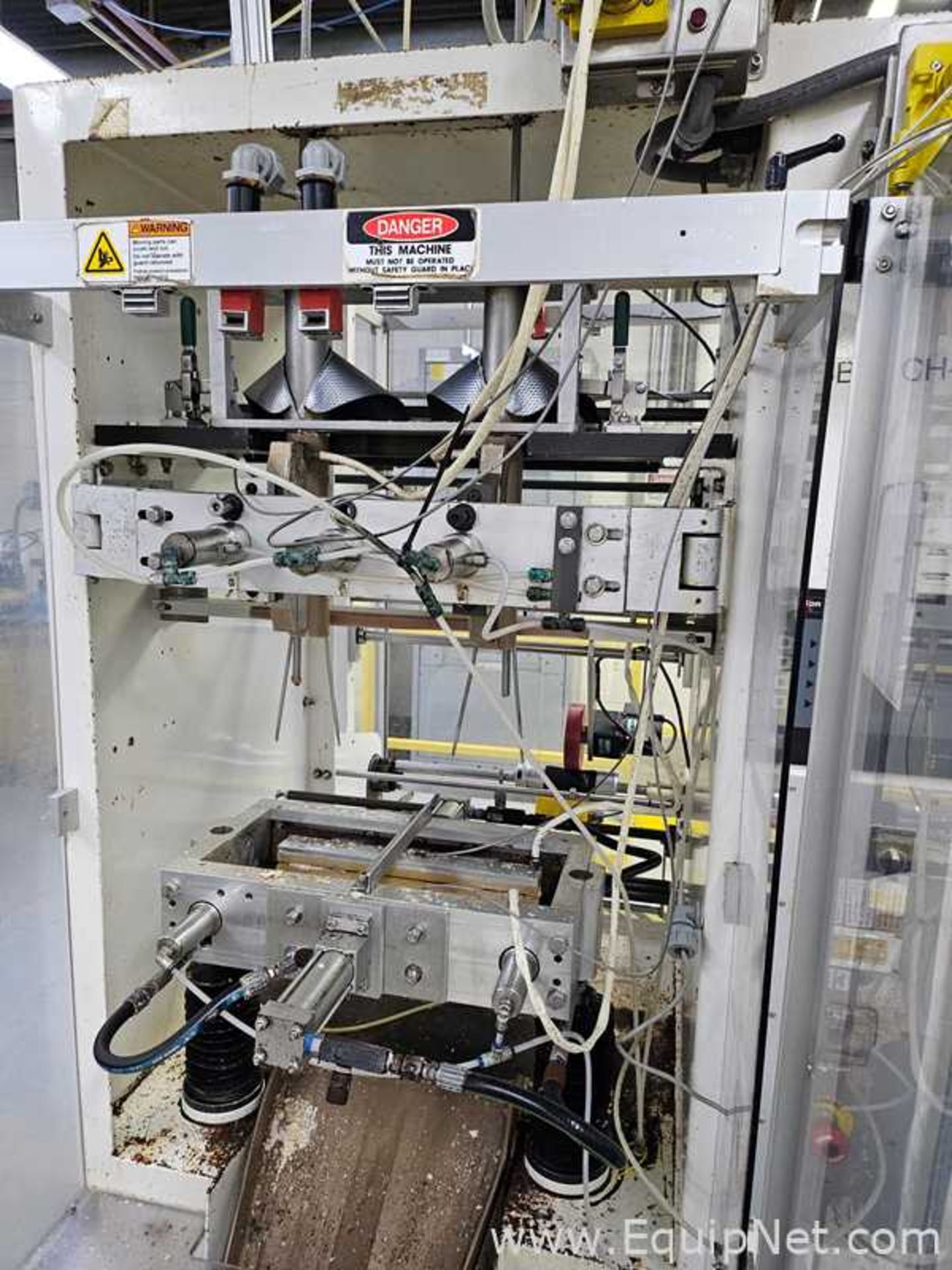 General Packaging Equipment 80L2CC Vertical Form Fill Seal Machine - Image 7 of 9