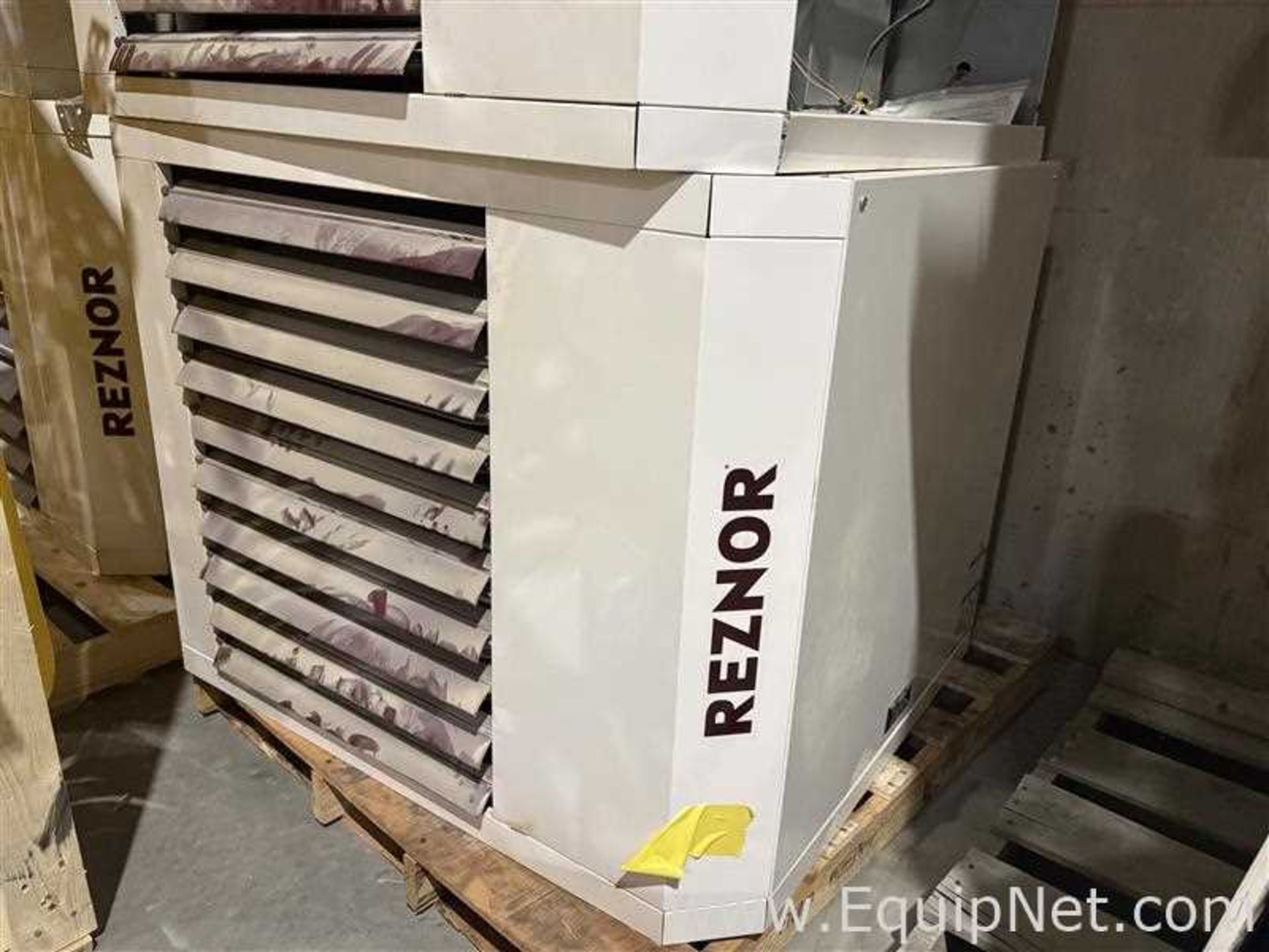 Reznor Power Vented Gas Fired Unit Heater UDAP-300