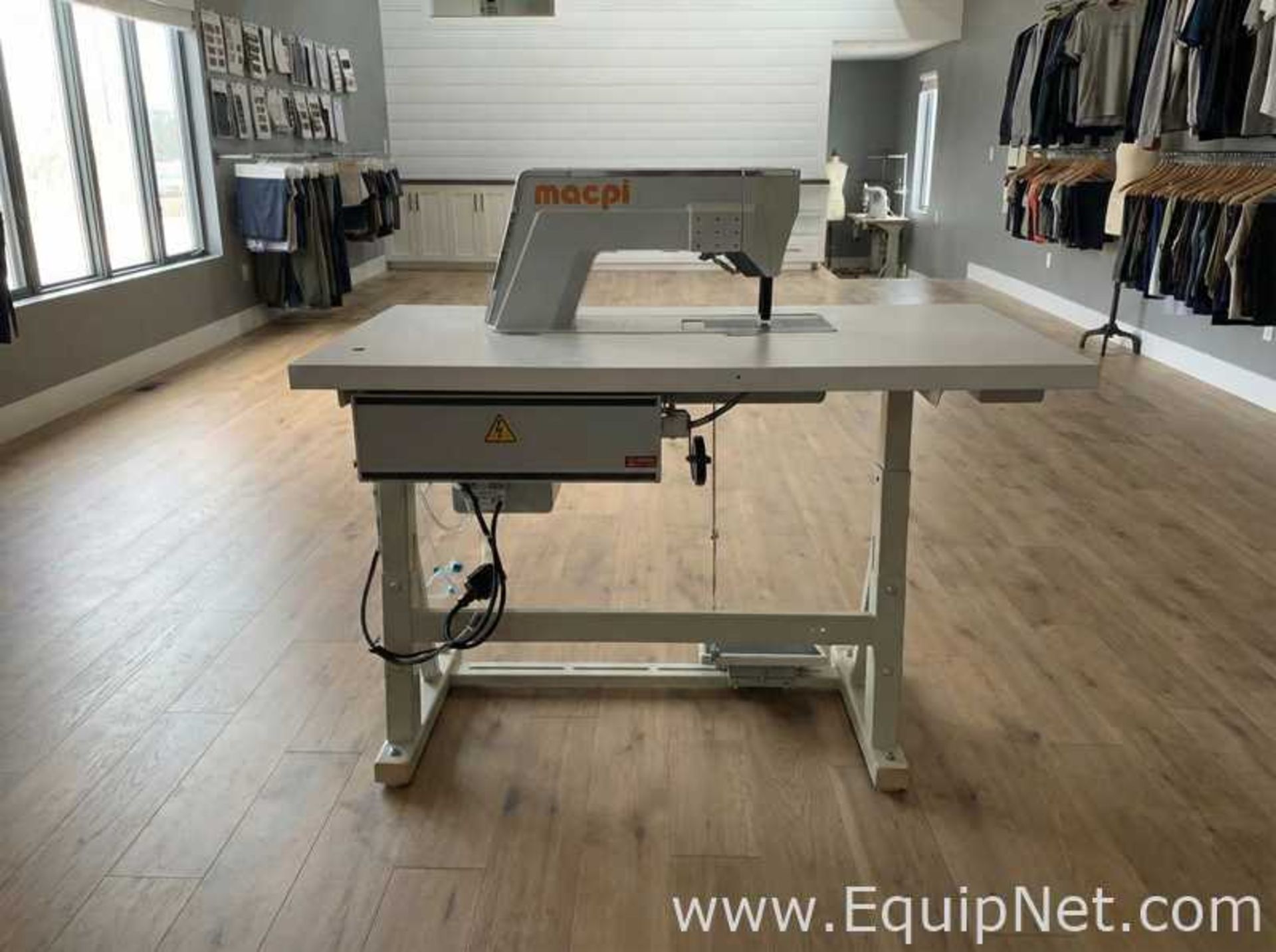 Macpi s.p.a 700.70-3300 Automatic Ultrasonic Cutting Machine - Image 7 of 9