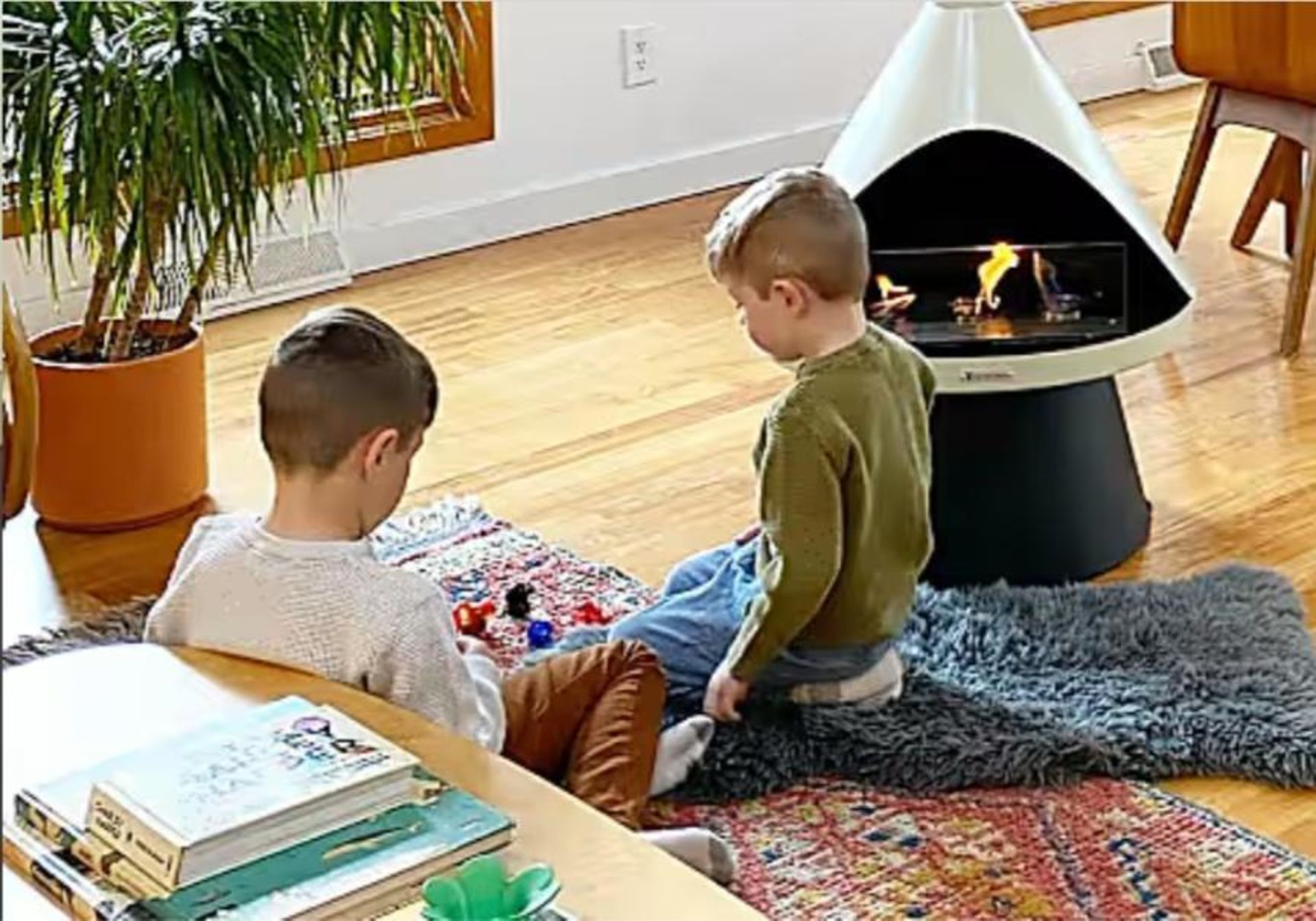 terraflame by solo stove Lloyd gel fuel fireplace - Image 2 of 5