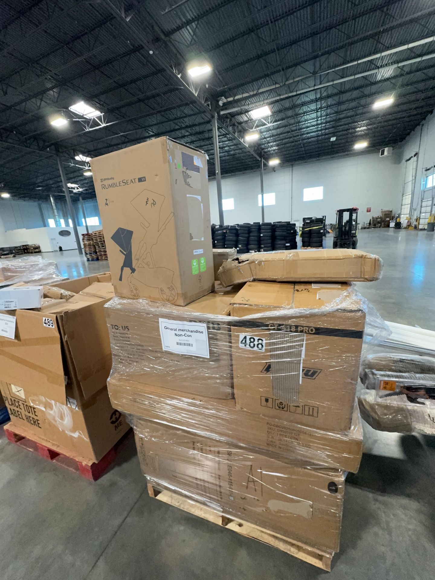 Cord sectional sofa, rug pad, 32 quart toaster oven an air fryer combo, welder CT Dash 418 pro, chai - Image 5 of 13
