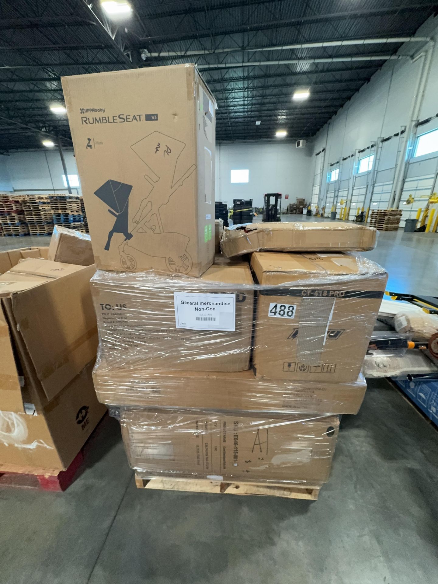 Cord sectional sofa, rug pad, 32 quart toaster oven an air fryer combo, welder CT Dash 418 pro, chai - Image 2 of 13