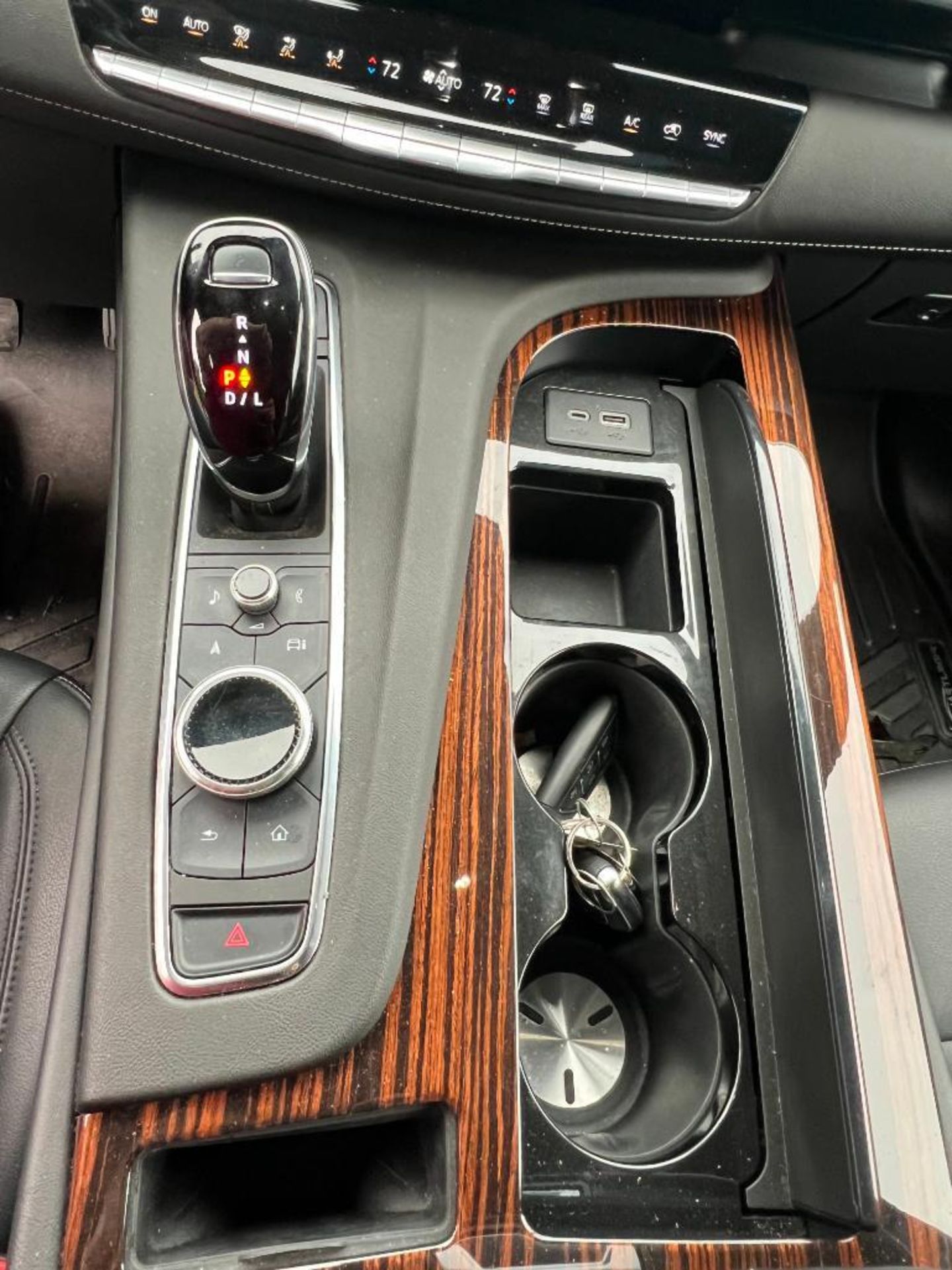 Year: 2022 Make: Cadillac Model: Escalade ESV Vehicle Type ...