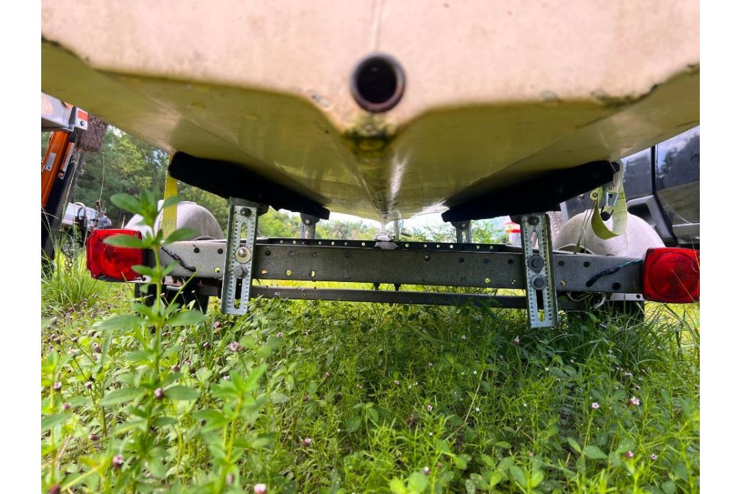 Gheenoe (12') with Shorelander Easy Loader Trailer - VIN# GHE844243212 - Image 13 of 21