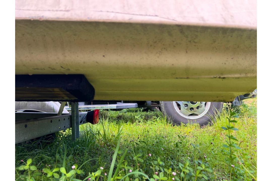 Gheenoe (12') with Shorelander Easy Loader Trailer - VIN# GHE844243212 - Image 15 of 21
