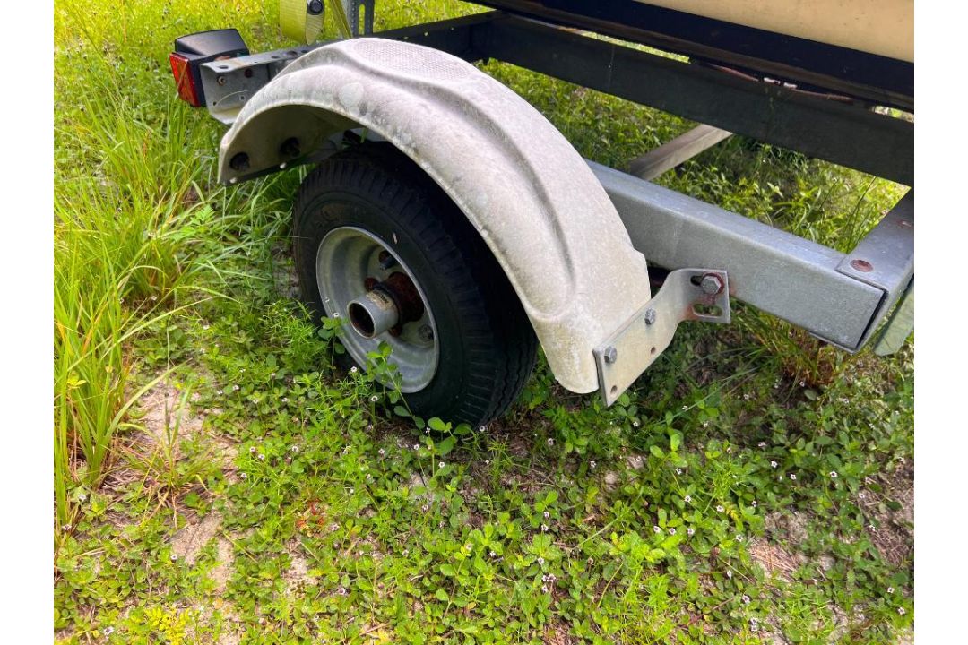 Gheenoe (12') with Shorelander Easy Loader Trailer - VIN# GHE844243212 - Image 20 of 21