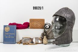 Konv. Verschiedenes, Lederkopfhaube, Schutzbrille, Portepee, Abzeichen, Orden, Zwickel, ...