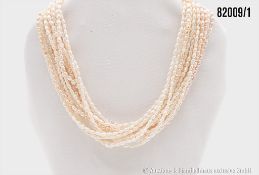 Perlencollier mit Goldverschluss, Verschluss 750 GG, mit Süßwasser-Zuchtperlen, ca. ca. ...