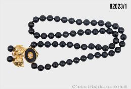 Onyxkette mit Anhänger (ohne Verschluss), ovaler Onyx in Gold gefasst 585er GG, in der ...