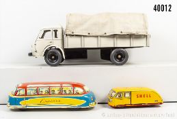 3 Modellfahrzeuge, 2 Huki Busse und Lkw mit Plane, Blech, 2x Friktion intakt, L bis 43 ...
