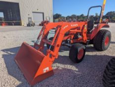 2023 Kubota M5660SUH Compact Utility Tractor with LA115-4 Loader